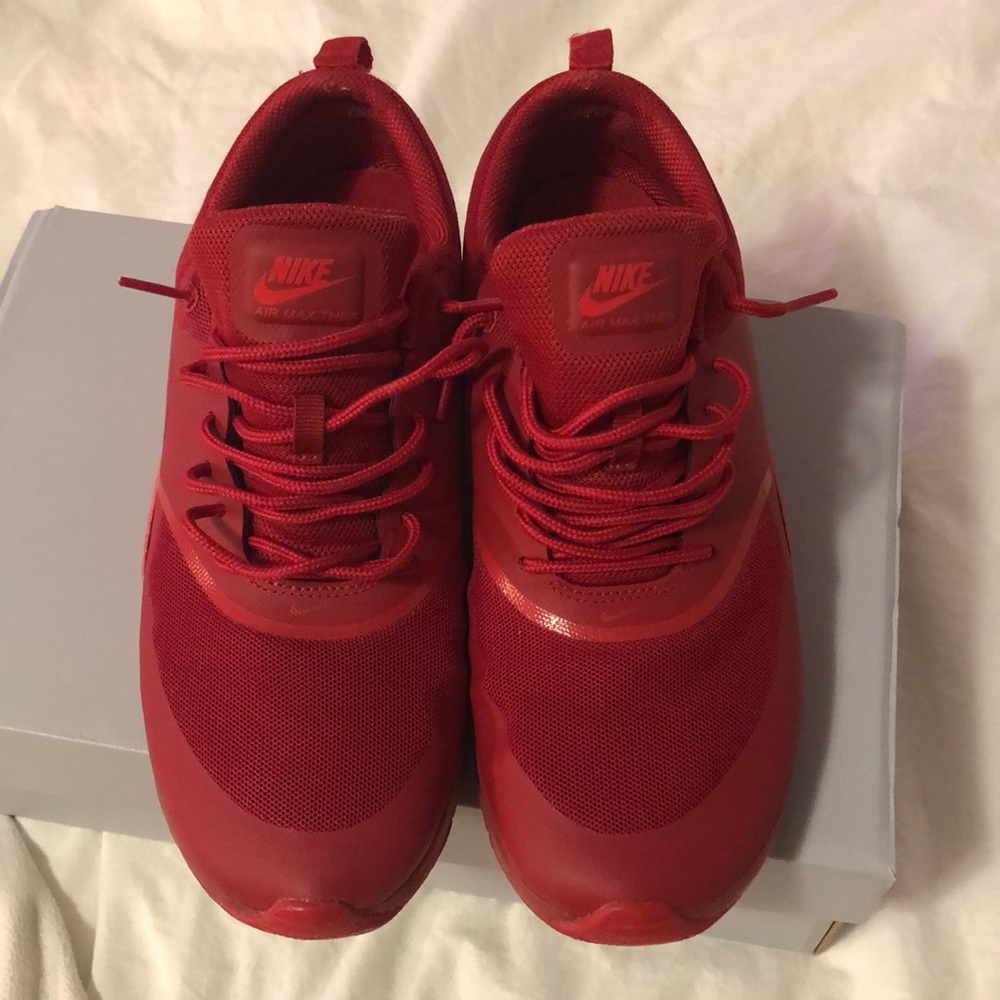 NIKE Air Max Thea